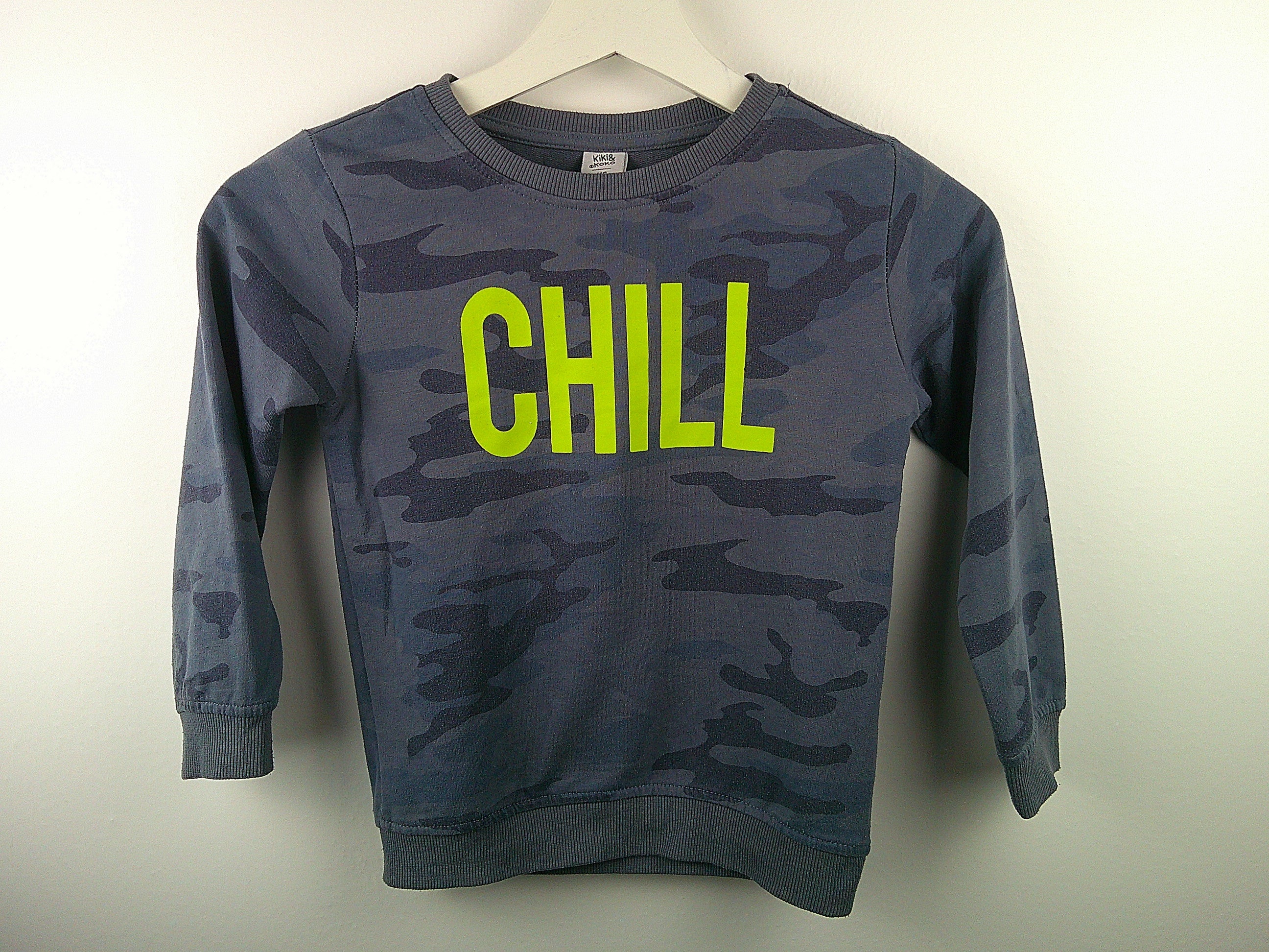 Sweatshirt